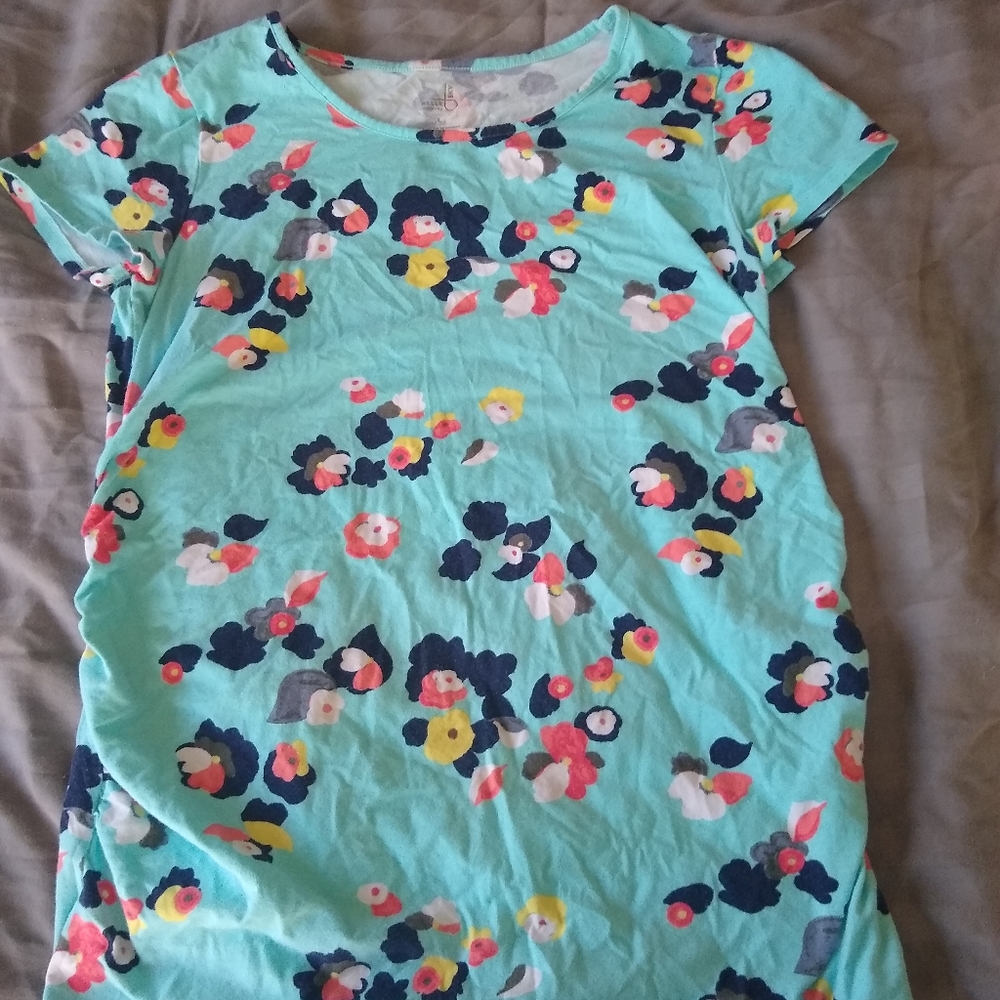 Maternity t shirt